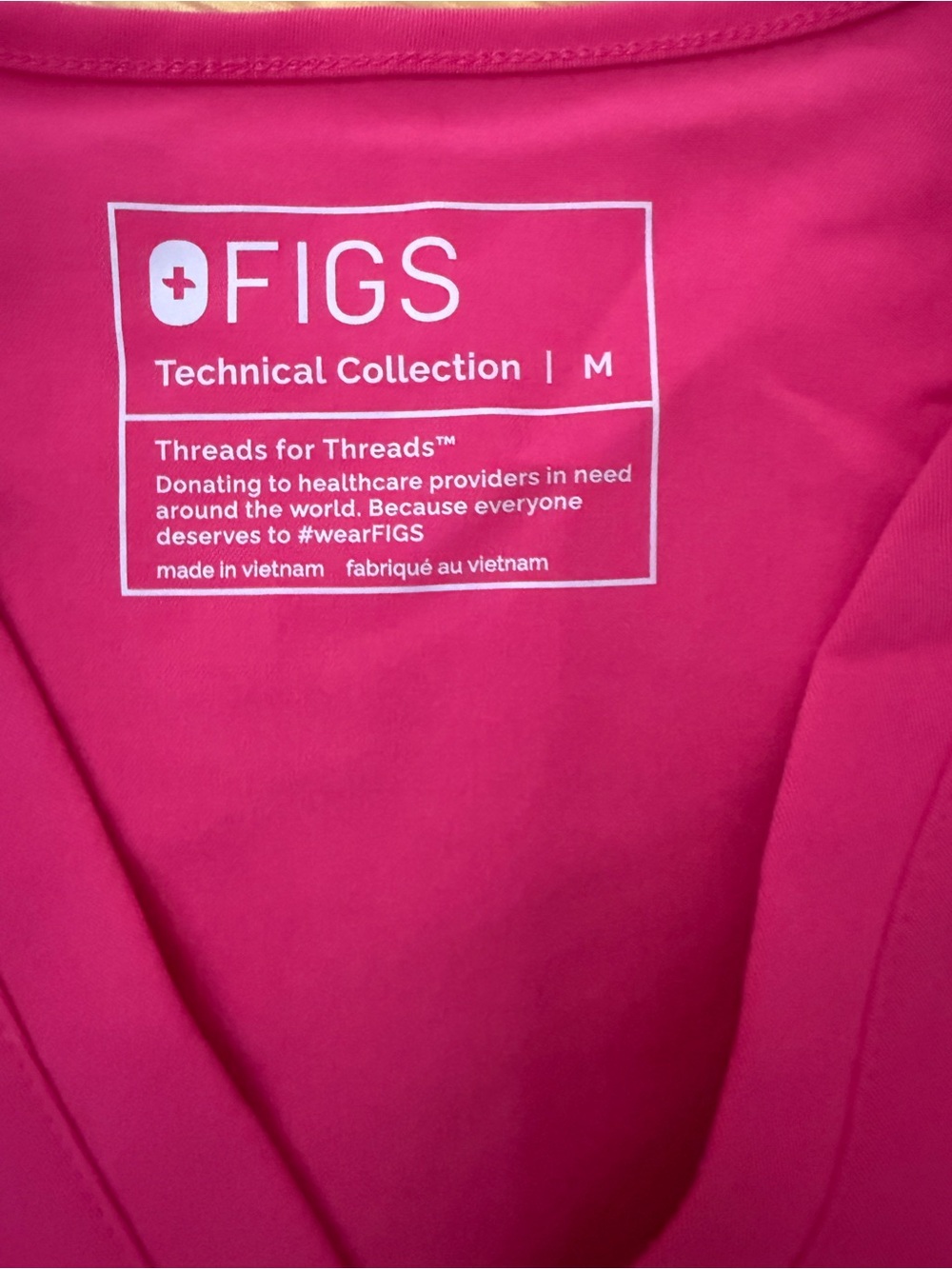 Figs Scrubs Set in Shocking Pink NWT
Catarina top/Yola Pant - Picture 3 of 7